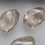 天然ダイヤモンド原石　ロング